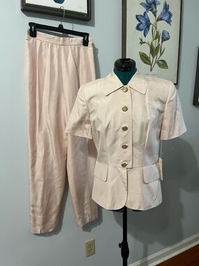 Vintage Doncaster silk suit size 6